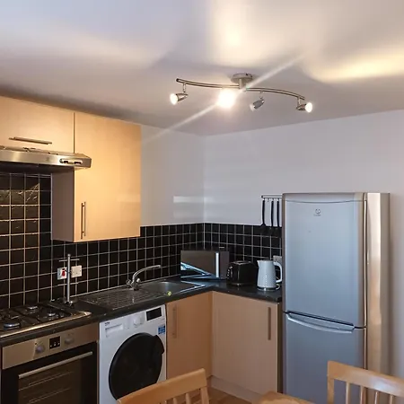 Spacious Elegant 2-Br Apartment In Aberdeen City Centre Exterior photo