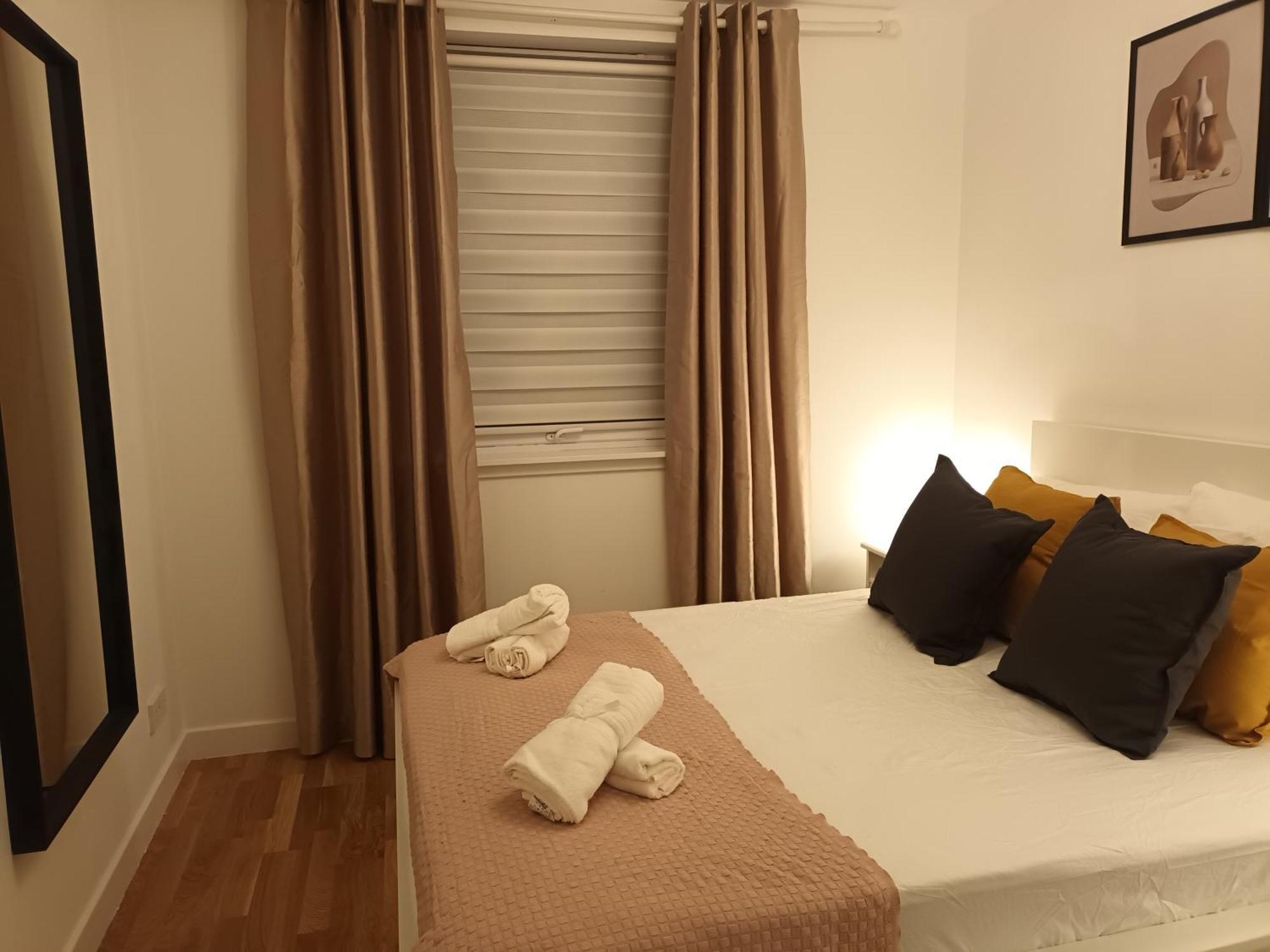 Spacious Elegant 2-br In Centre Apartamento Aberdeen
